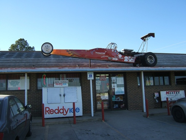 Dragster on the roof